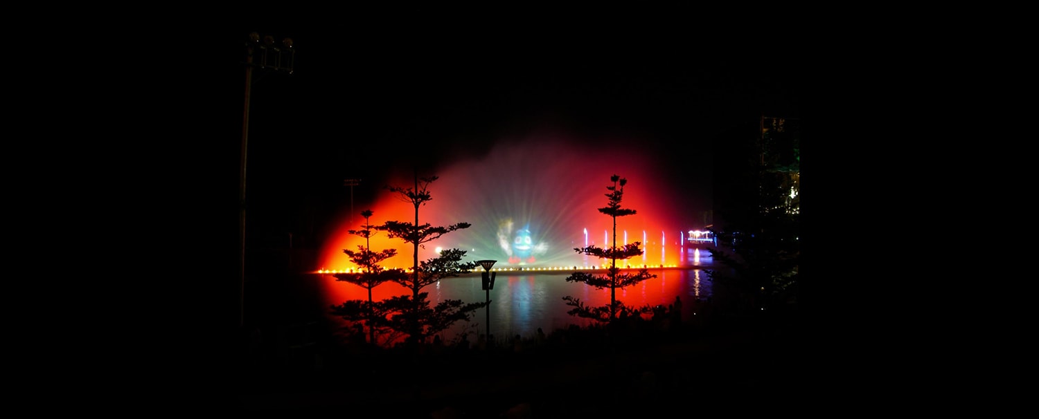 Dancing Musical Fountain Show in Kangwon Land, Korea / 음악 분수 쇼 K 중앙 땅을 수상, 한국