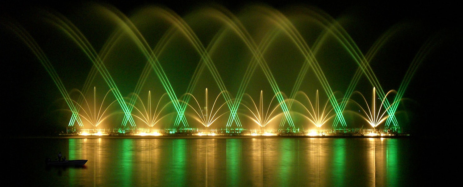 Dancing Fountain in Night Safari Park, Chiang Mai, Thailand / เชียงใหม่ไนท์ซาฟารีน้ำพุเต้น 